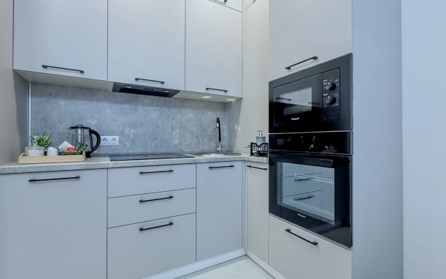 Green Fox Na Akhsharumova 25 Flat