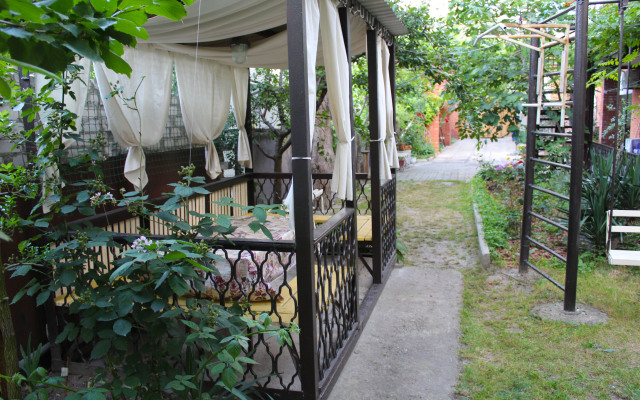 Shelkovitsa Guest House