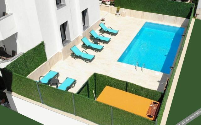 Pure Blanche Lara Hotel