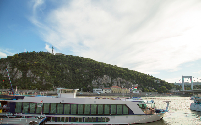 Luxury With Danube View Apartments