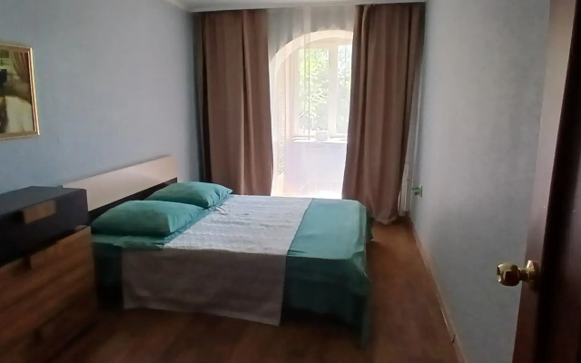 Квартира в Районе Жд Станции 3 Км