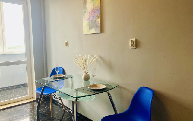 Na 15 Etazhe S Vidom Na Gorod Apartments