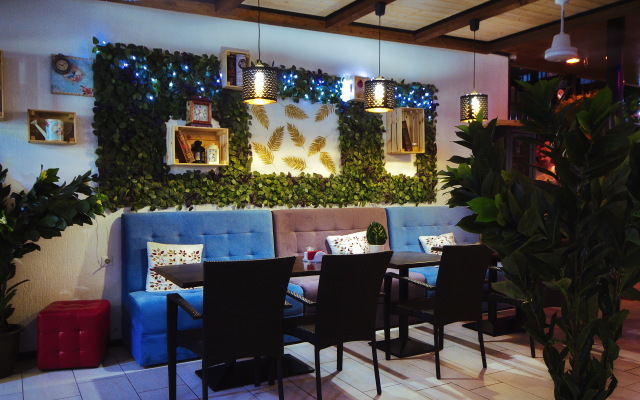 Lotos Hotel