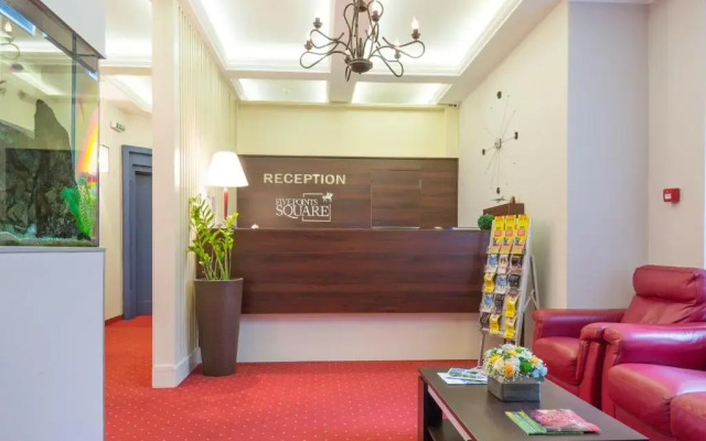 Five Points Square - City Center Guest house