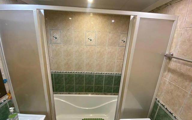 Апартаменты с 1 комнатой с красивым видом на город (КВАРТИРА51)