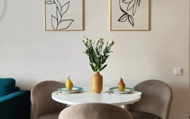Stilnye Prostornye na Volgogradskom Flat