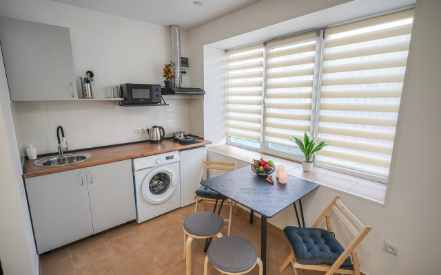 Квартира Стильная новая 2-комнатная студия