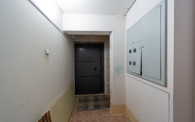 Dvuhkomnatnyie U Trk Planeta Apartments