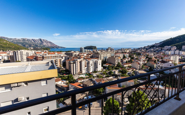 Castagna Apartments