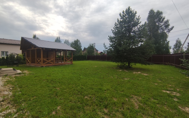 Bolshoy S Baney V Neelovo Private House