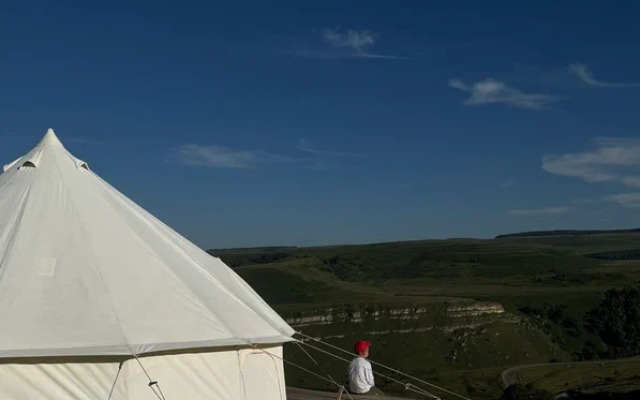 Medovye Kholmy Glamping