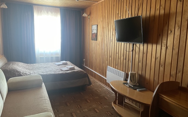 Baikal Best Edelweiss Guest House