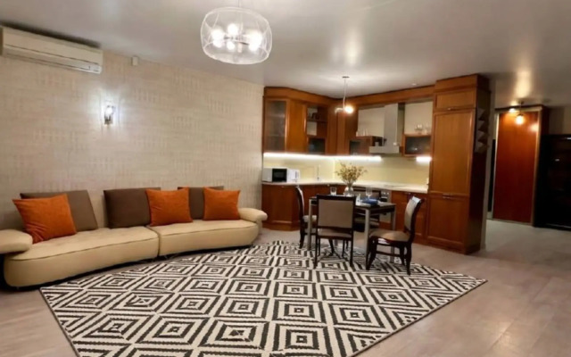 Квартира Просторная многокомнатная квартира