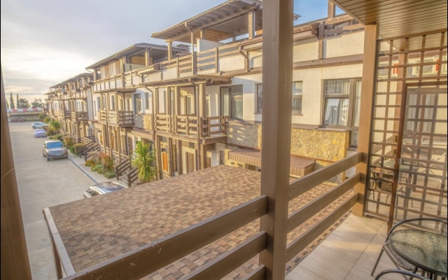 Les Amis Apartments 12