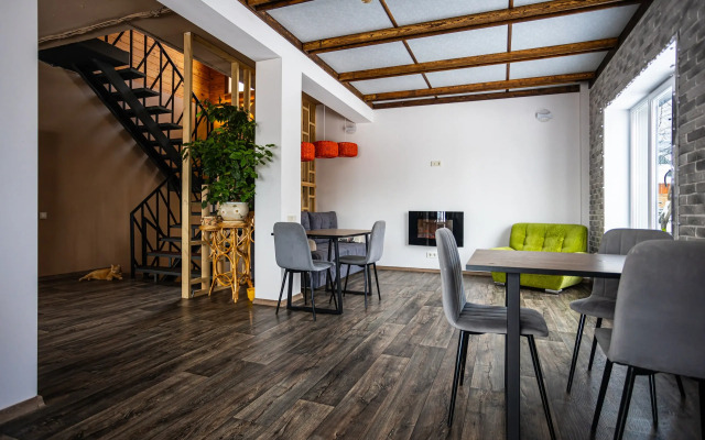 Ryzhiy poni Guest House