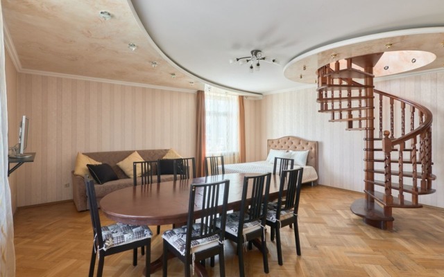 2-kh Urovnevye Apartamenty u metro Sukonnaya Sloboda