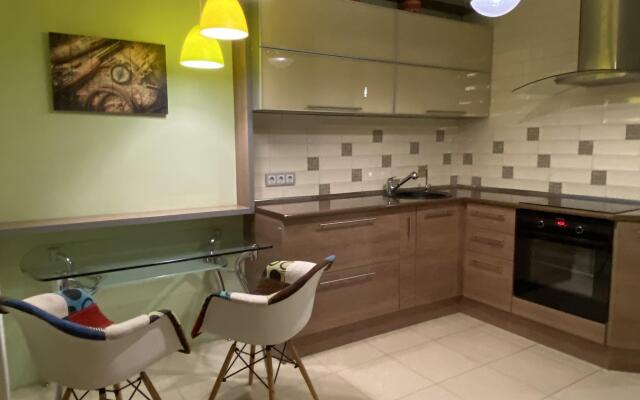 Апартаменты У Закхаймских ворот 87а