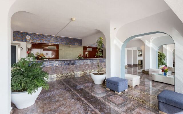 Grand Muthu Oura View Beach Club Apart-Hotel