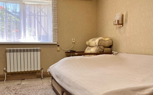 Domik Na Uchastke  Guest house