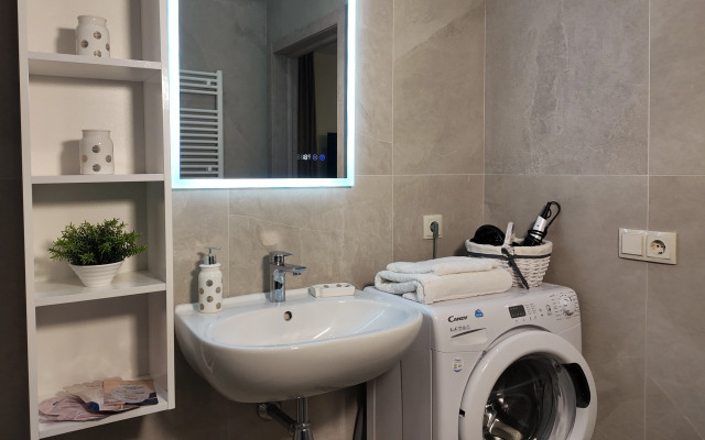 Апартаменты Apart SV1 Цоколь Раушен Престиж