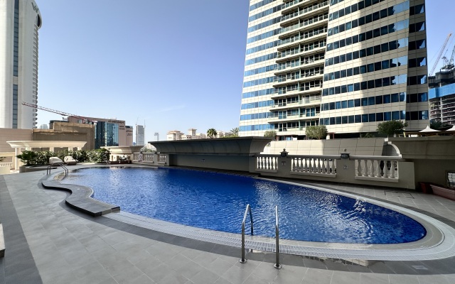 Dubai Marina Crown Apartments