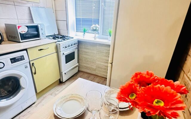 Апартаменты на ул. Бирюзова 14