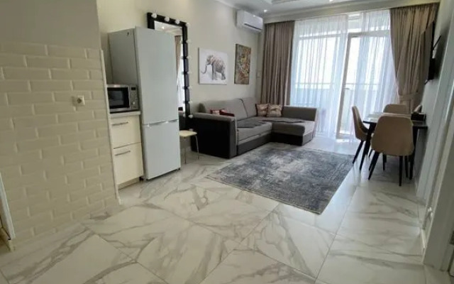 Na Ulitse Pervomayskoy 1 Flat