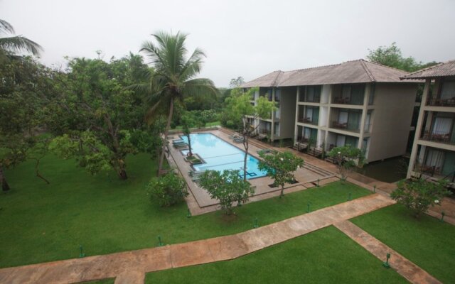 Fresco Water Villa Hotel