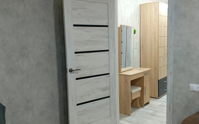 Na Komsomolskoy 16/2 Flat