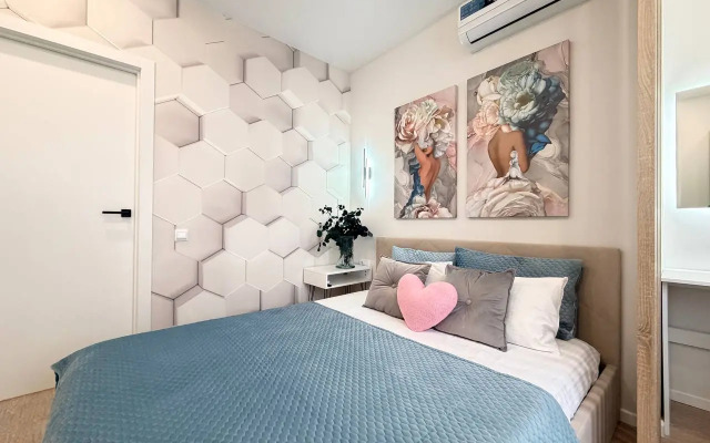 Апартаменты Делюкс с балконом Frukty Rent Однокомнатный