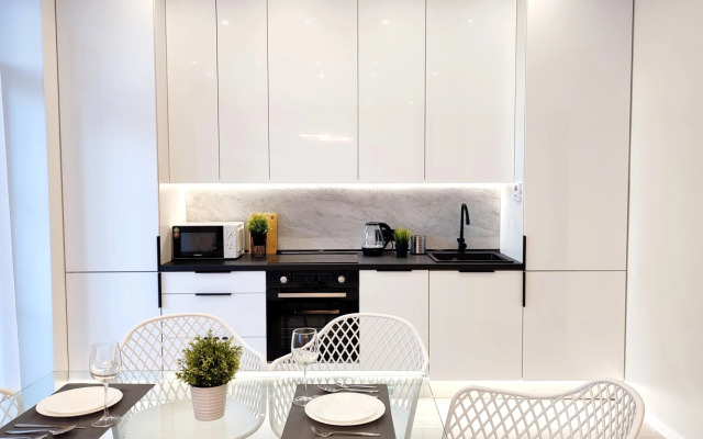 2kh Komnatnye Apartamenty Kranzdeluxe White 1