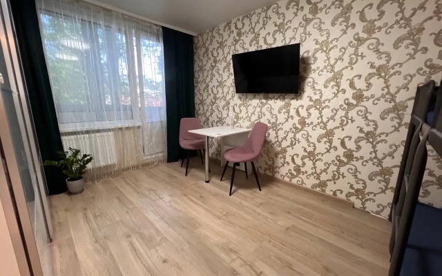 Dvukhkomnatnaya S Yevro Remontom Flat