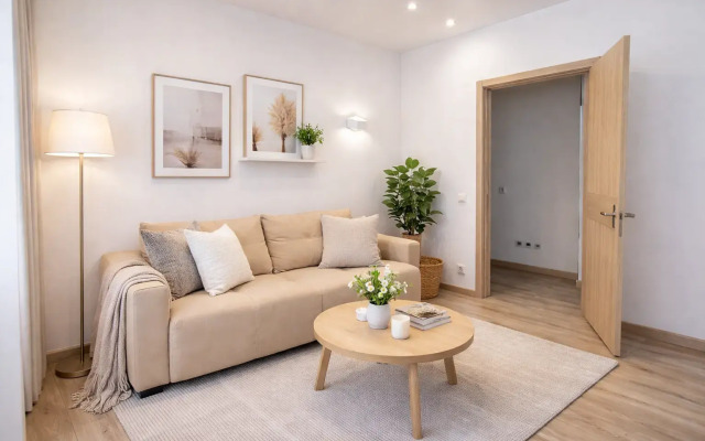 Квартира Уютная двухкомнатная квартира на Спортивной