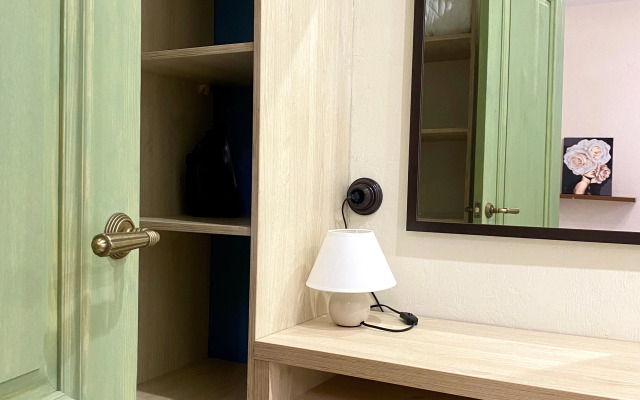 Двухкомнатная Квартира на Интернациональной 13