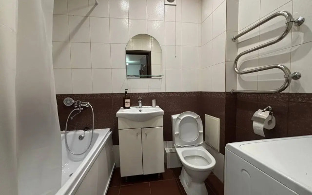 Квартира на Братьев Кашириных 152