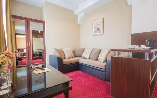 Marionn Hotel
