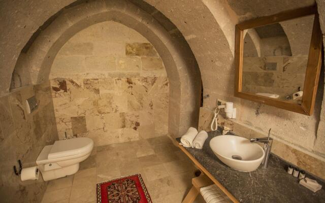 Helike Cave Suites
