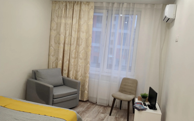 Vesna Na Izmaylovskom Flat