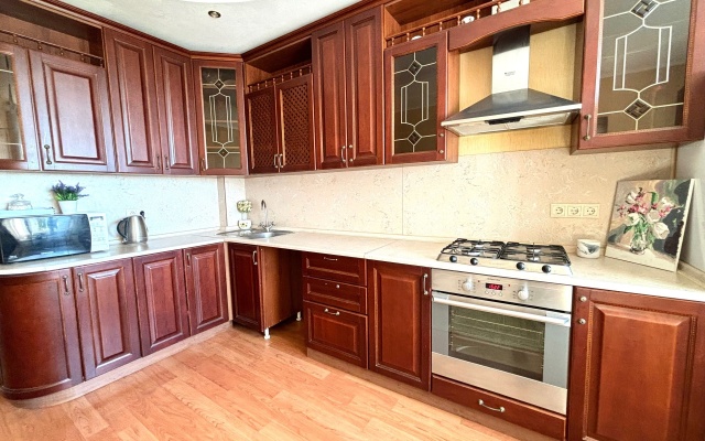 Prostornaya Na Gubkina with two double beds Flat