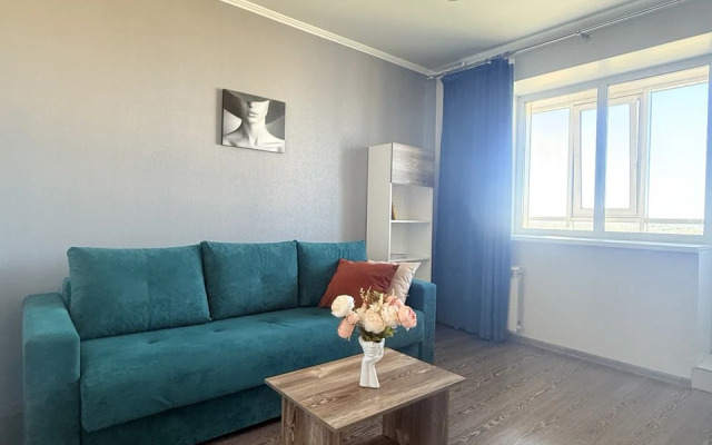 S dvumya spalnyami i udobnoy parkovkoy Flat