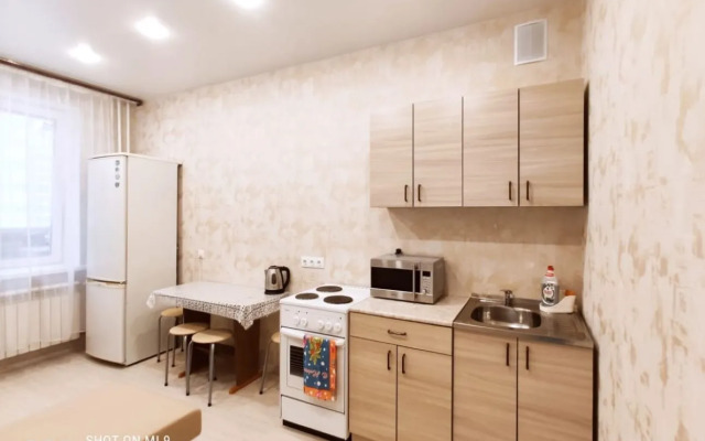 Апартаменты 2-х комнатные на Юности 1