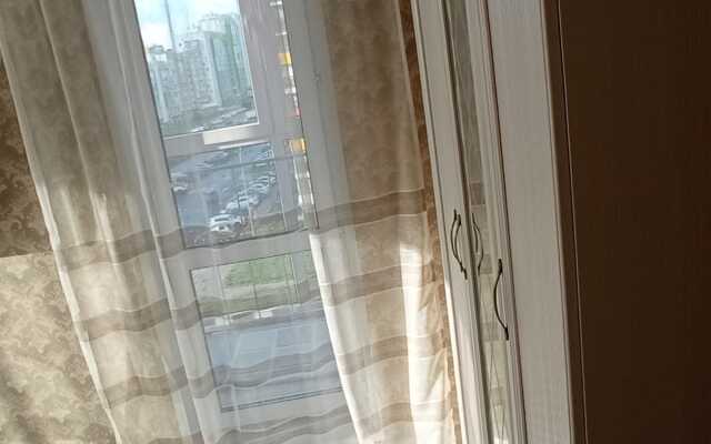 Yarkiy Apartment