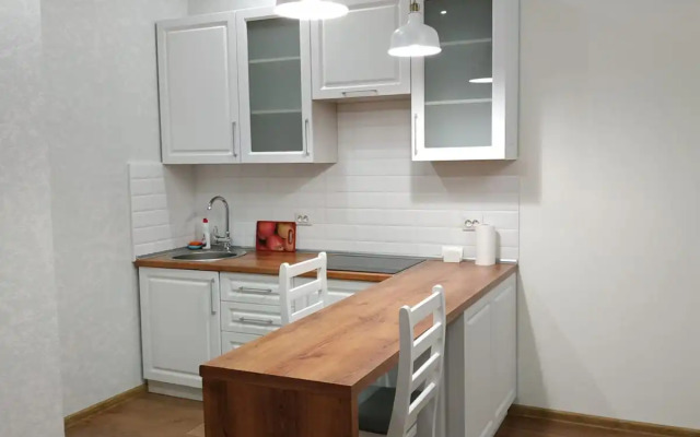 Aprel' V tsentre goroda Flat