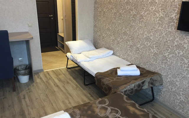 Апартаменты студия 4 Исполкомская 4-6