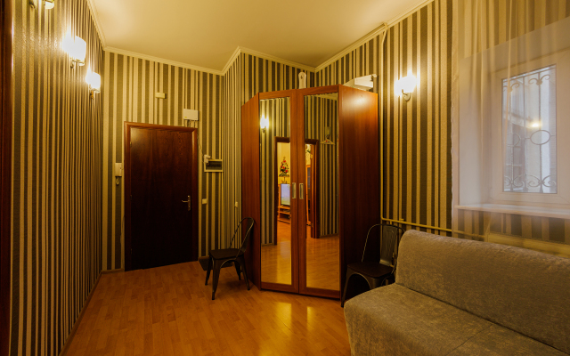V Samom Tsentre Moskvi Flat