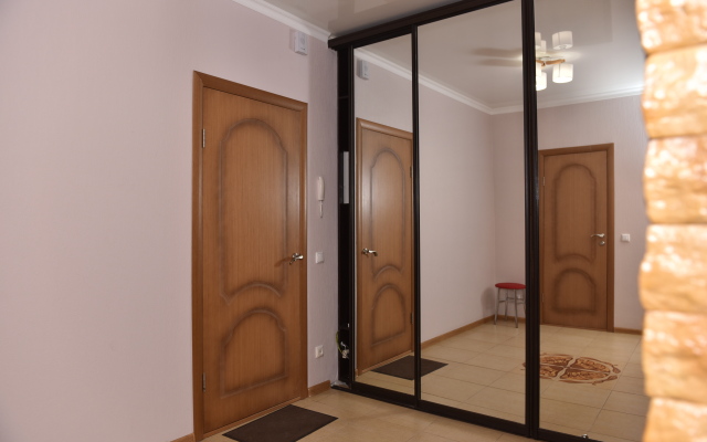 Ot Lyudmilyi Apartament (Kol'covskaja 9)