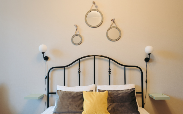 Апартаменты двухкомнатные Live in Karelia в центре у набережной Ленина 3