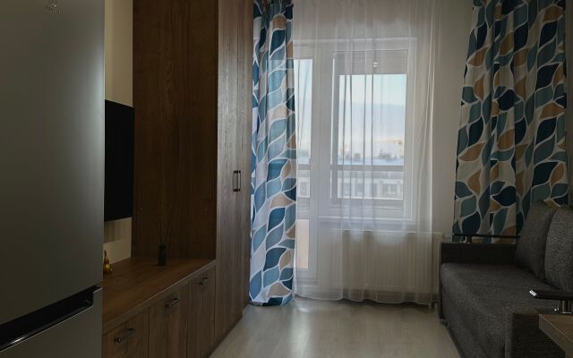 Sunny Flat
