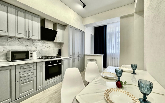 Апартаменты на Декабристов 36