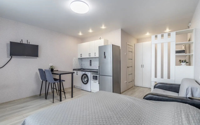 Квартира Комфортная студия с видом на проспект Первомайский